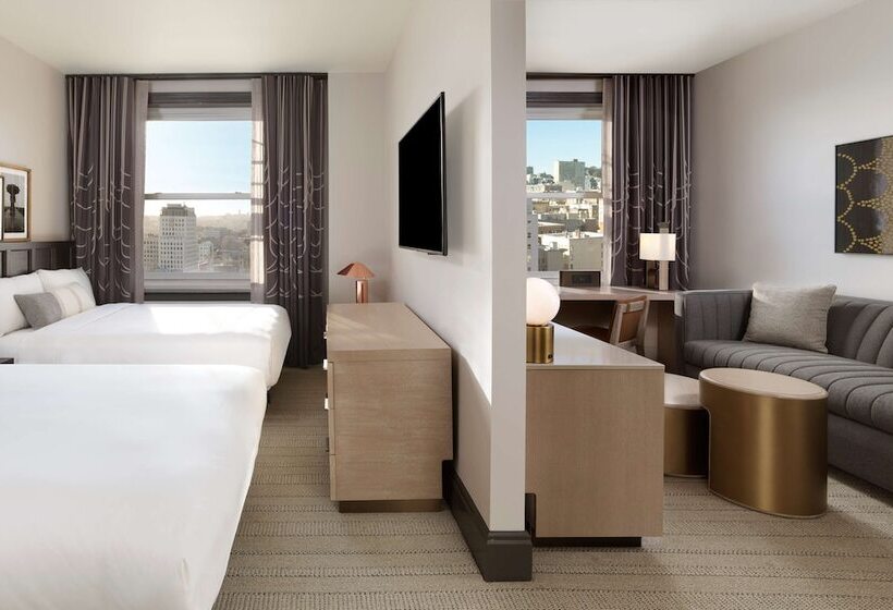 سوییت جونیور, The Clift Royal Sonesta San Francisco