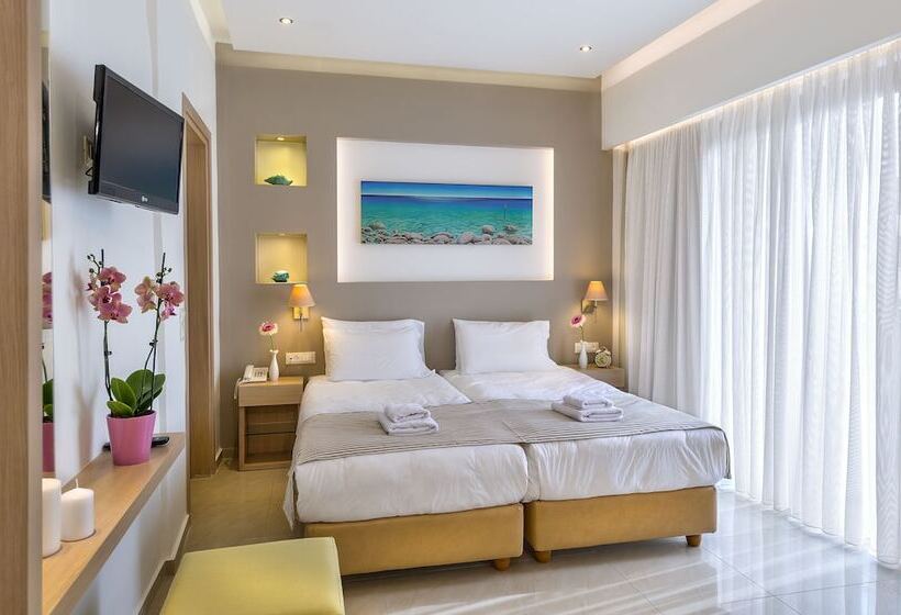 스탠다드 스튜디오, Leonidas Hotel & Apartments