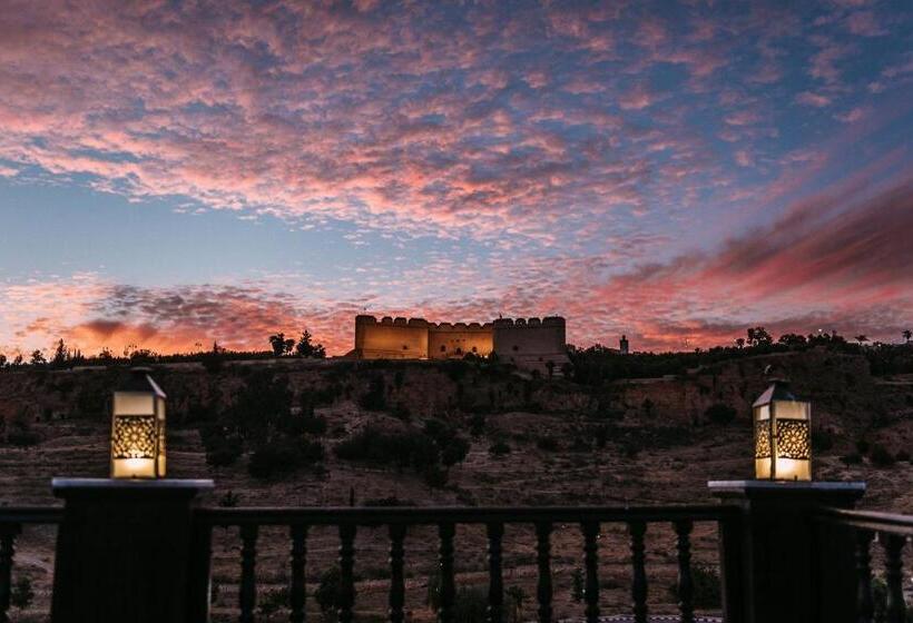 سوییت, Riad Maison Bleue And Spa