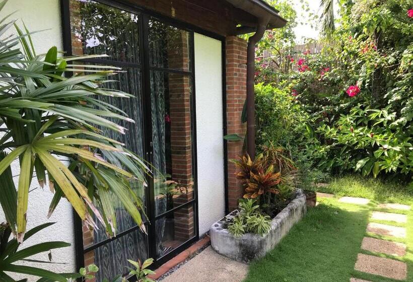 이코노미 룸, Amihan Home