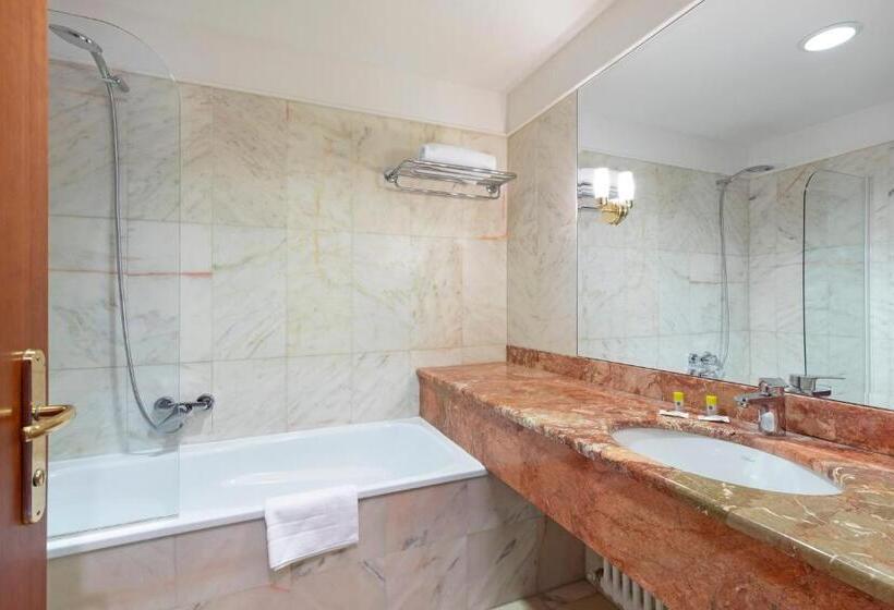 اتاق استاندارد, B&b Hotel Affi   Lago Di Garda