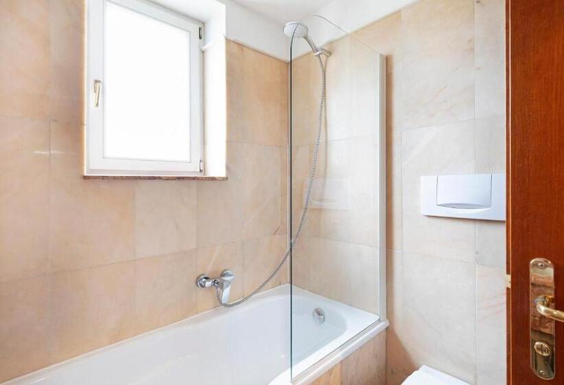 اتاق استاندارد, B&b Hotel Affi   Lago Di Garda