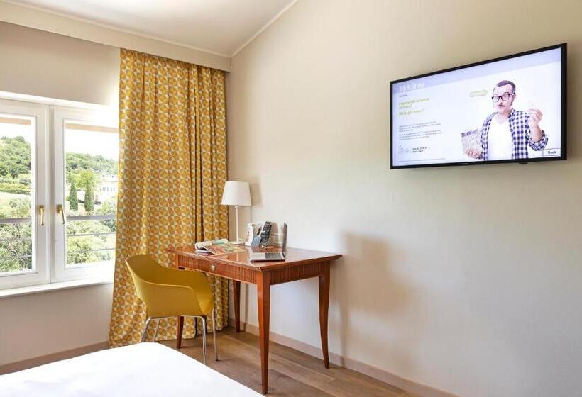 اتاق استاندارد برای معلولان, B&b Hotel Affi   Lago Di Garda