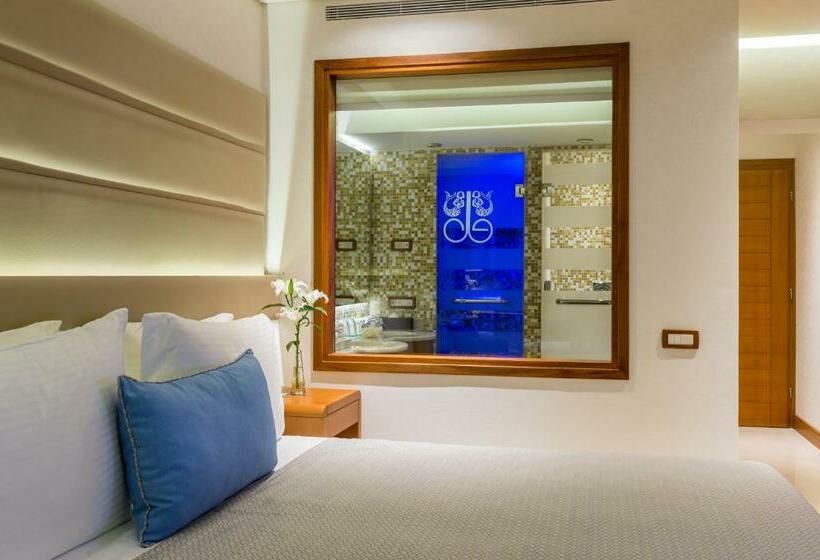 اتاق لوکس با چشم‌انداز دریا, Elounda Bay Palace, A Member Of The Leading Hotels Of The World