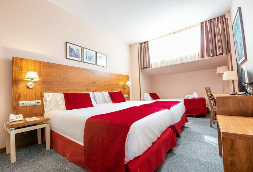 اتاق استاندارد سه نفره, Hospedium Hotel Casino Del Tormes