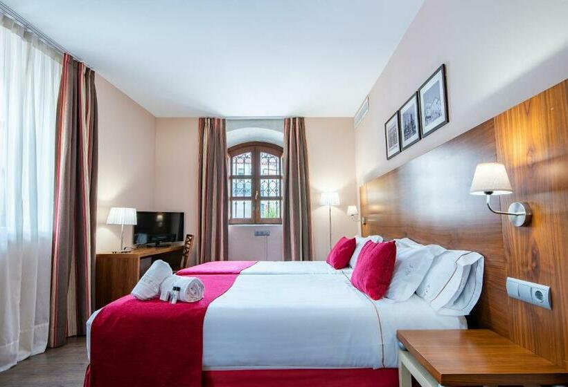 اتاق استاندارد, Hospedium Hotel Casino Del Tormes