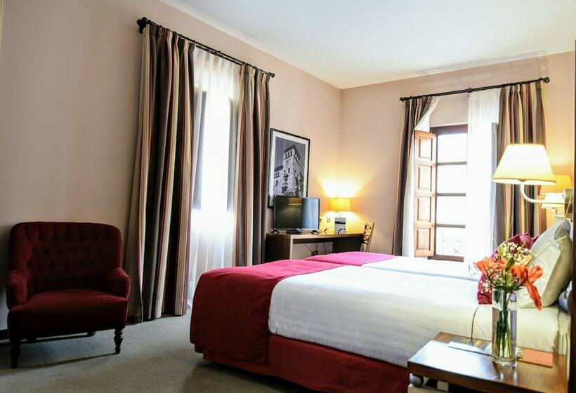 Standard Room, Casino Del Tormes