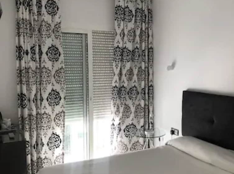 اتاق استاندارد یک نفره, Abril Nerja