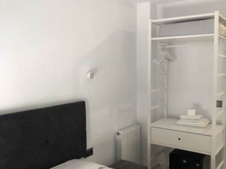 اتاق استاندارد, Abril Nerja