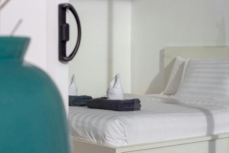 اتاق استاندارد سه نفره, Abril Nerja
