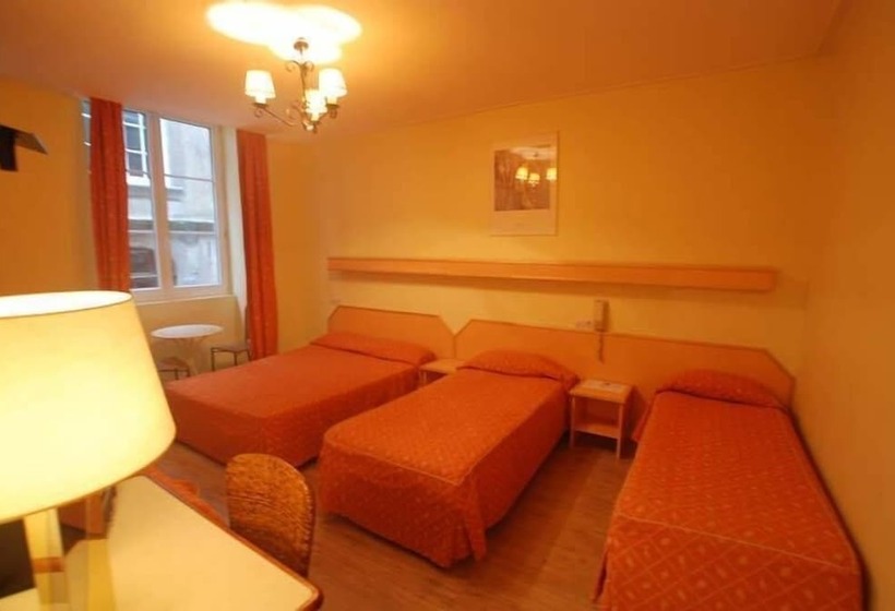 اتاق استاندارد سه نفره, Hôtel Anne De Bretagne   Réouverture 2024 Après Travaux