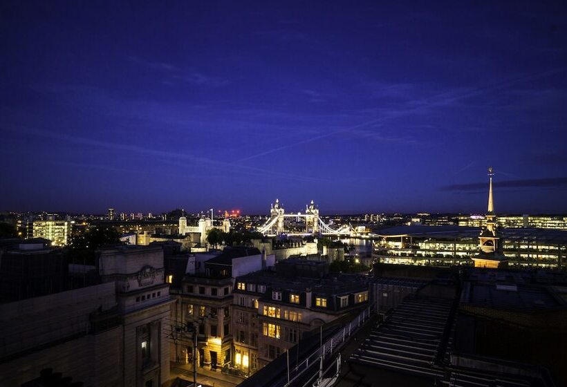 سوییت جونیور, Apex City Of London