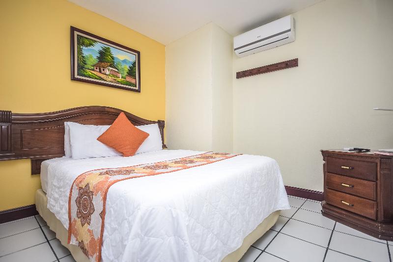 اتاق استاندارد, Berlor Airport Inn