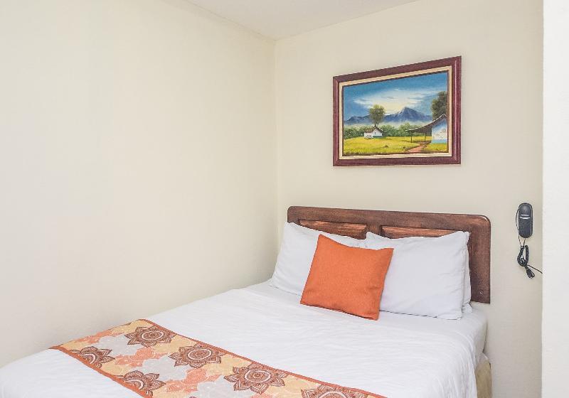 اتاق استاندارد, Berlor Airport Inn
