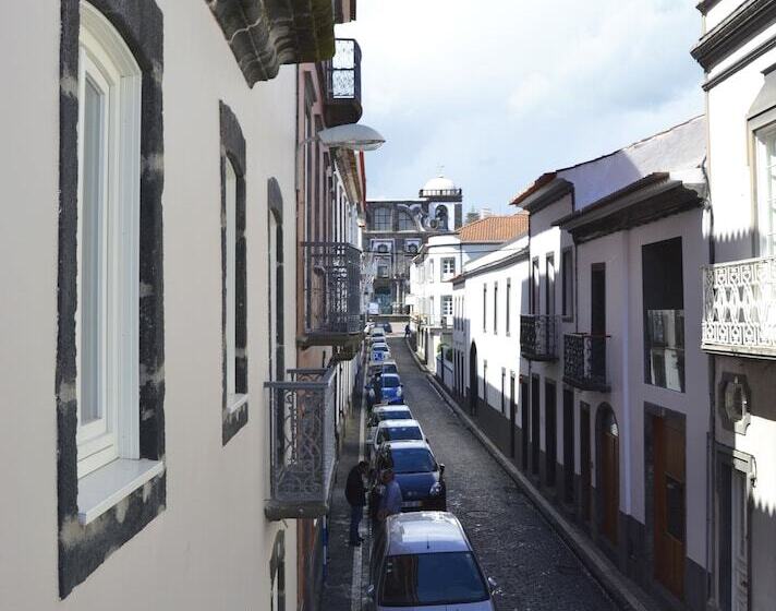 Habitación Estándar, Do Colegio