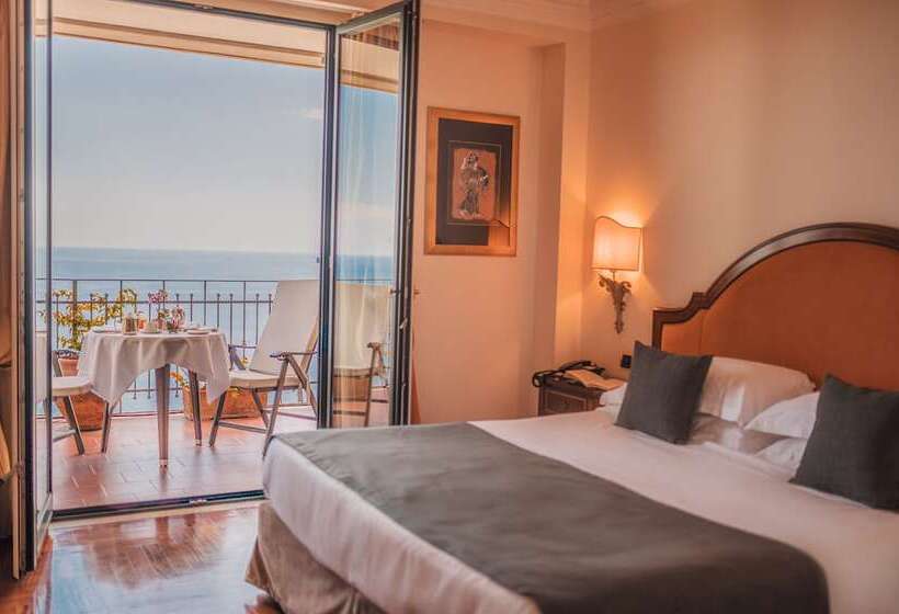 Deluxe Room Sea View, Grand  San Pietro Relais & Chateaux