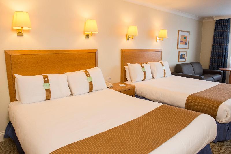 اتاق استاندارد با تخت دو نفره بزرگ, Holiday Inn London Sutton