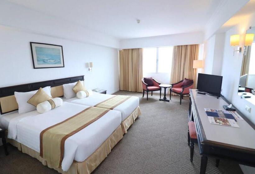 2 Bedroom Family Suite, Hua Hin Grand  & Plaza