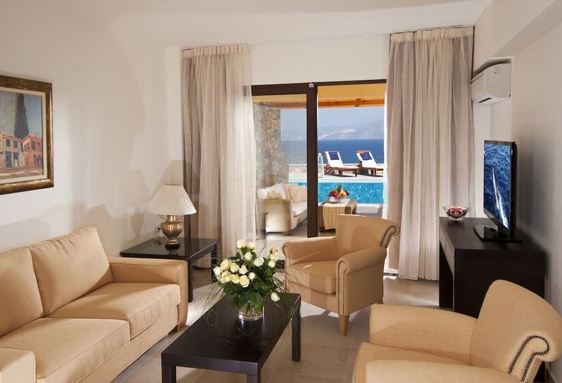 سوییت با چشم‌انداز دریا, Miramare Resort & Spa