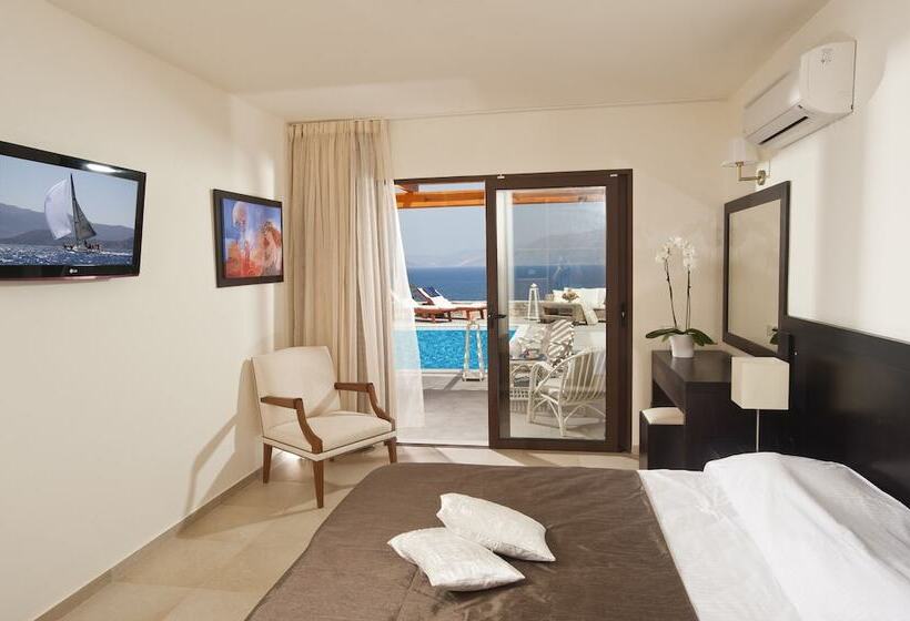 سوییت با چشم‌انداز دریا, Miramare Resort & Spa