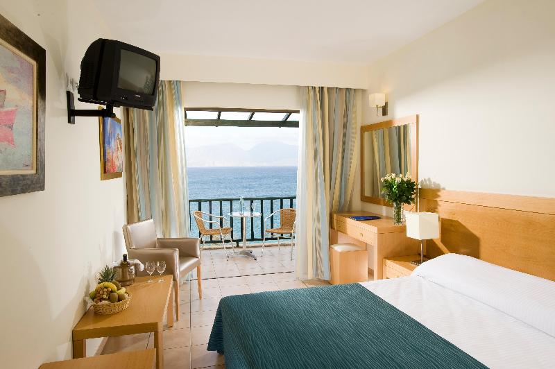 اتاق استاندارد با چشم‌انداز دریا, Miramare Resort & Spa
