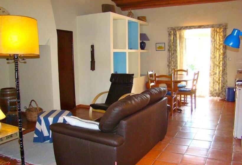 1 Bedroom Apartment, Monte Da Serralheira Agro Turismo