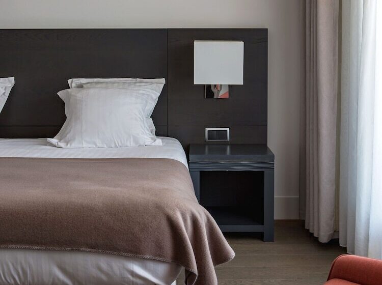 Superior Room with Terrace, New Hotel Of Marseille   Vieux Port