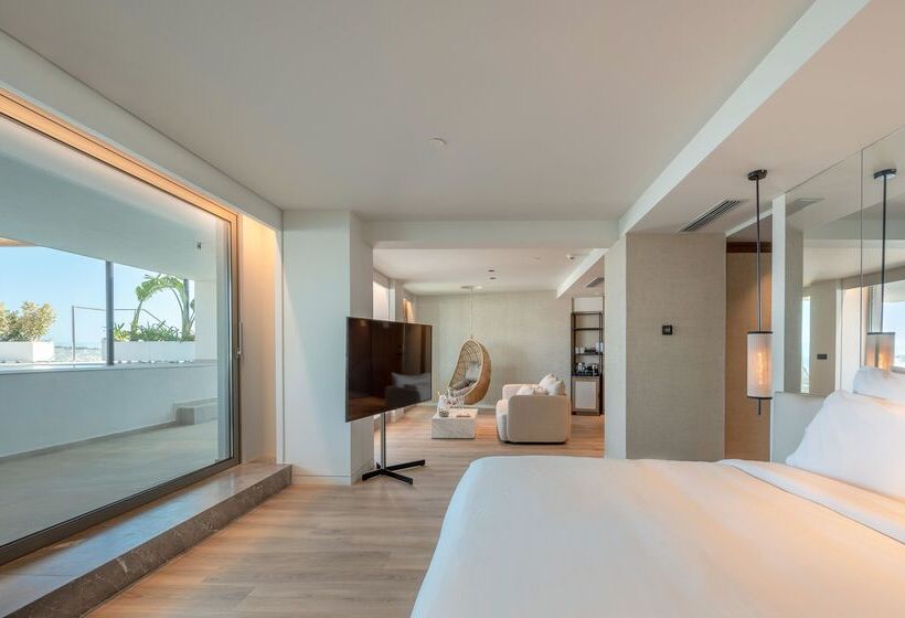 سوییت با استخر, Niko Seaside Resort Mgallery