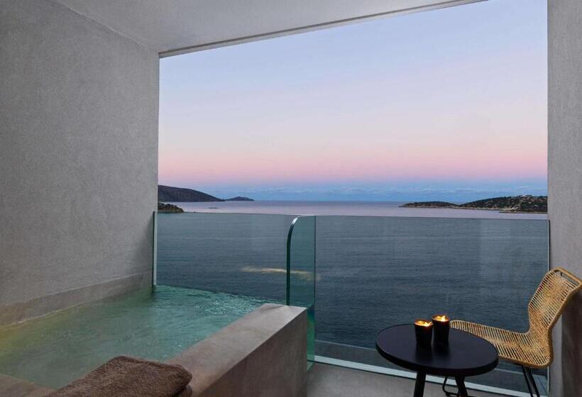اتاق لوکس با چشم‌انداز دریا, Niko Seaside Resort Mgallery