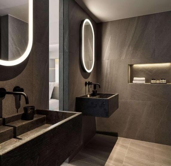 سوییت با چشم‌انداز دریا, Niko Seaside Resort Mgallery