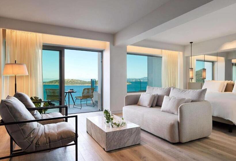 سوییت با چشم‌انداز دریا, Niko Seaside Resort Mgallery