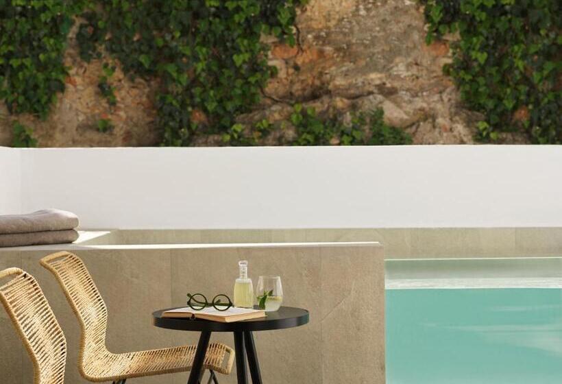 سوئیت جونیور اینتریور, Niko Seaside Resort Mgallery