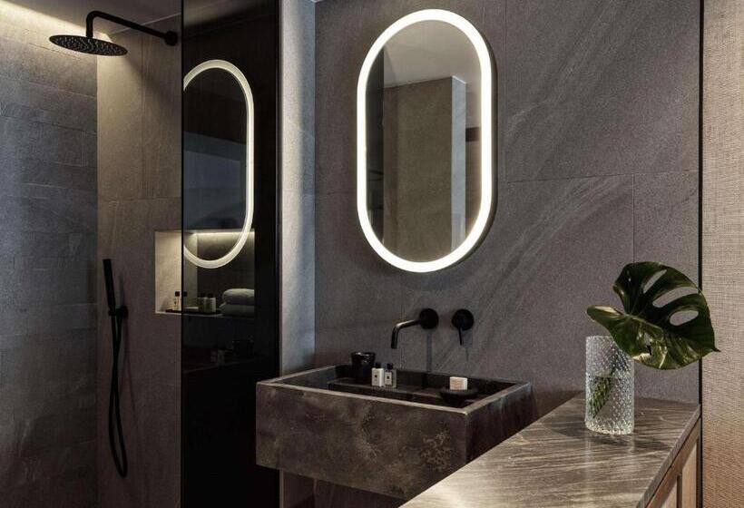سوئیت جونیور اینتریور, Niko Seaside Resort Mgallery
