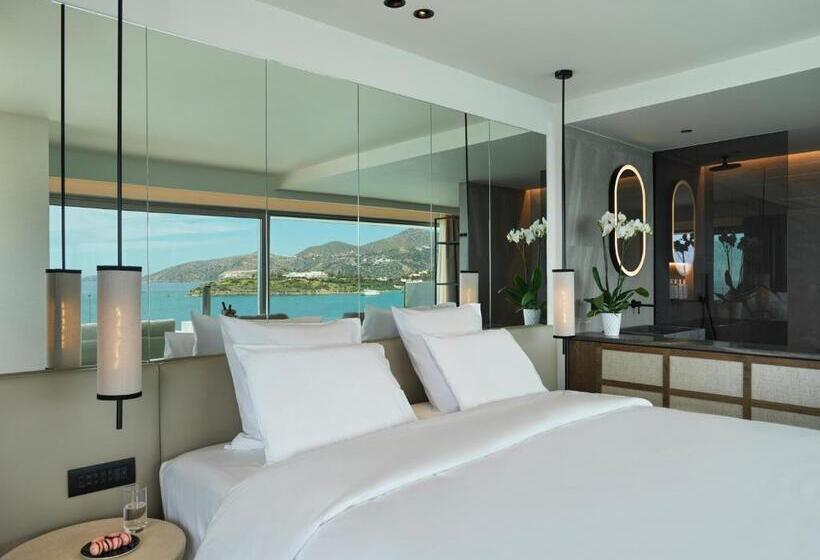 سوئیت پریمیوم با چشم‌انداز دریا, Niko Seaside Resort Mgallery