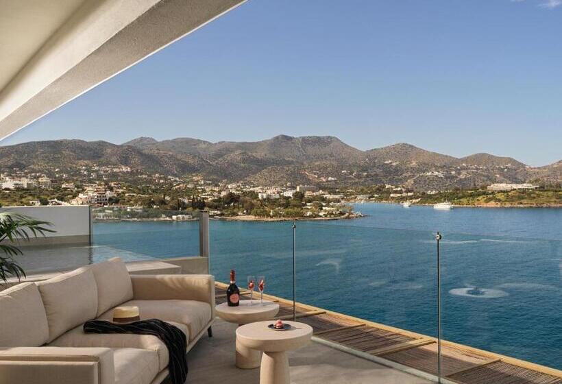 سوئیت پریمیوم با چشم‌انداز دریا, Niko Seaside Resort Mgallery