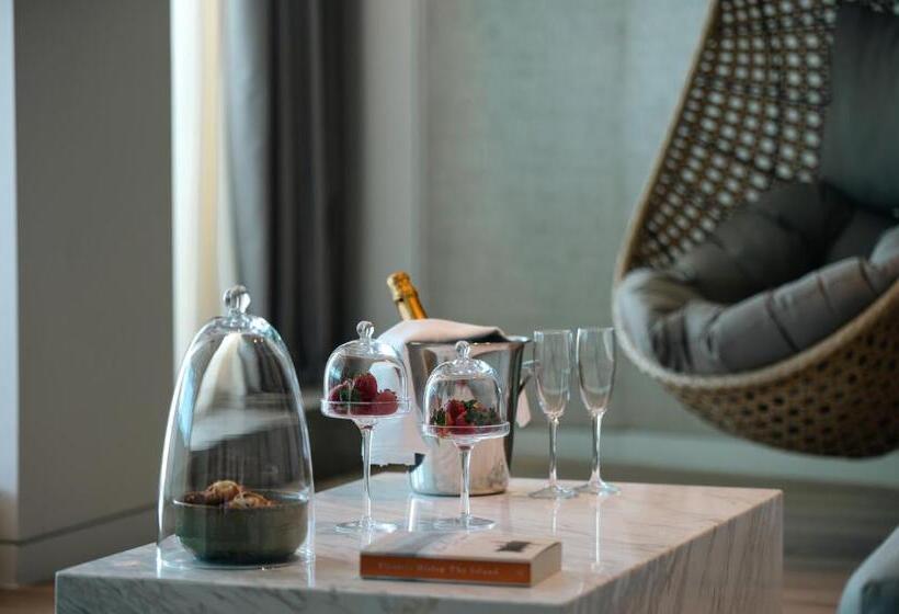 سوییت با استخر, Niko Seaside Resort Mgallery