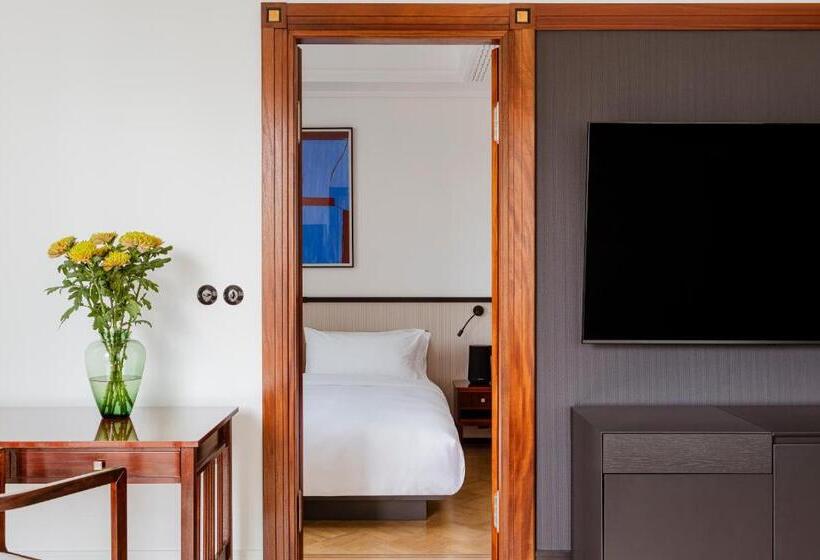 سوییت, Nobu Hotel Warsaw