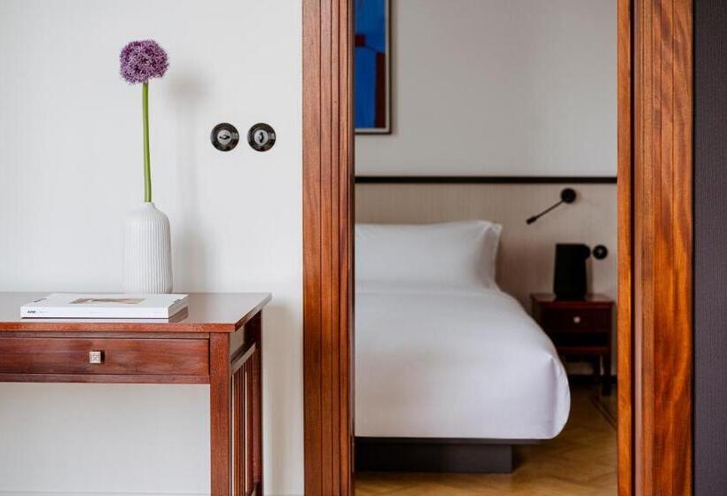 سوییت, Nobu Hotel Warsaw