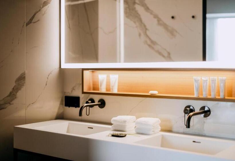 سوییت, Nobu Hotel Warsaw