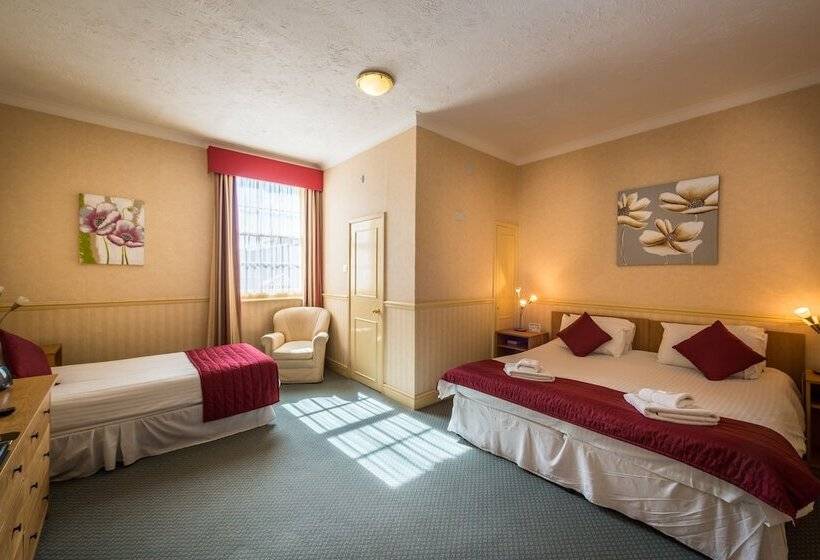 Standard Triple Room, Prince Regent