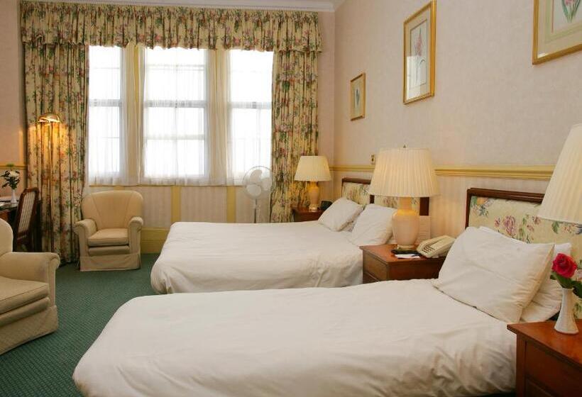 Standard Triple Room, Prince Regent