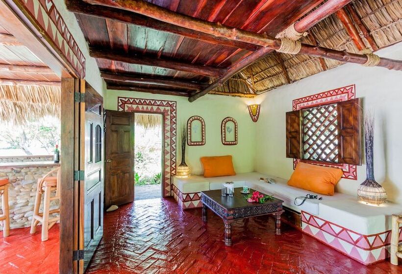 بانگلوی استاندارد 2 خوابه, Punta Teonoste