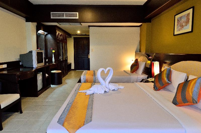 اتاق لوکس, Samui First House