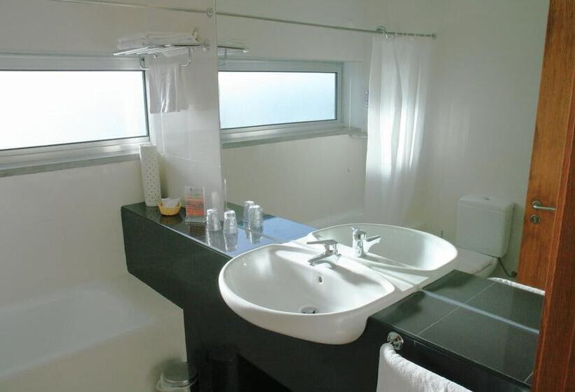 اتاق استاندارد با چشم‌انداز کوهستان, Praia Marina by Ridan Hotels