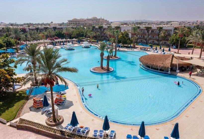 غرفة سوبيريور ثلاثية, Desert Rose Resort