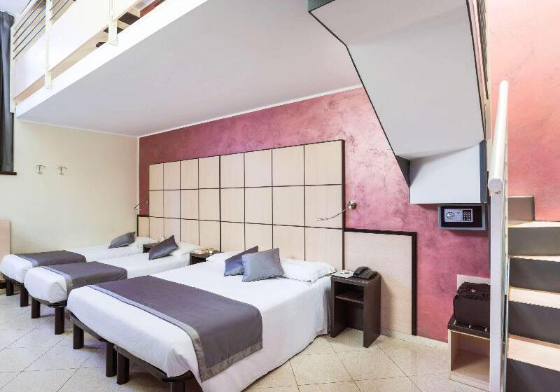 اتاق استاندارد سه تخته با چشم‌انداز استخر, Desert Rose Resort