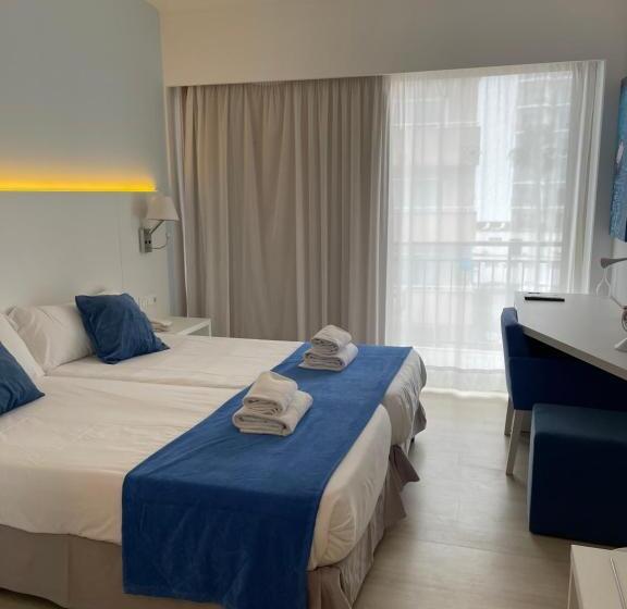اتاق اکونومی, Bluesea Anba Romaní