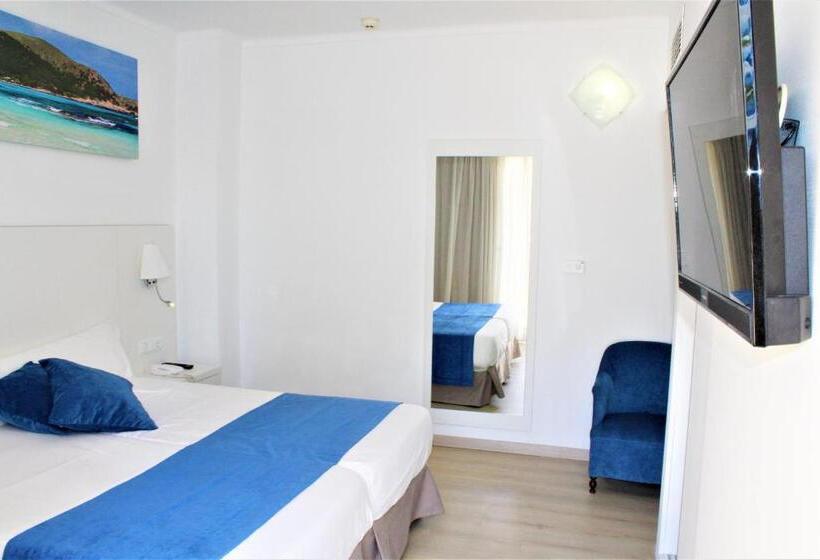 اتاق اساندارد با چشم‌انداز جانبی به دریا, Bluesea Anba Romaní