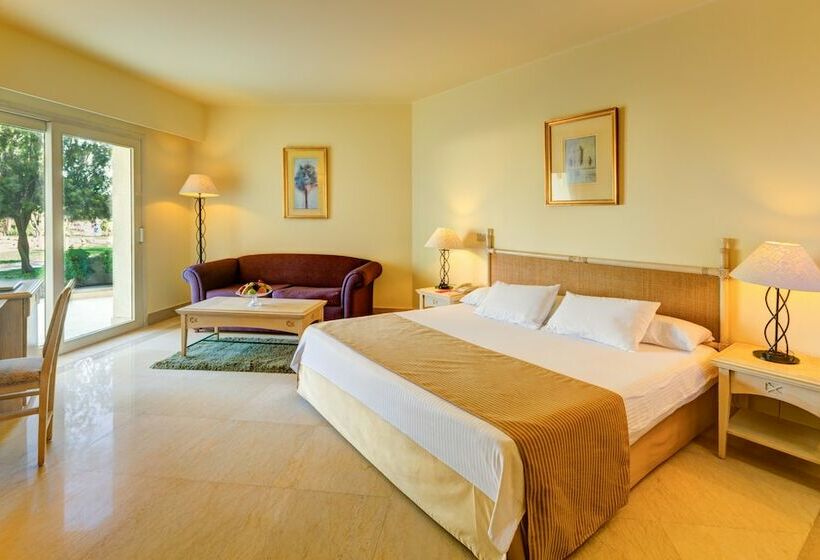 اتاق اساندارد با چشم‌انداز جانبی به دریا, Aurora Oriental Resort Sharm El Sheikh