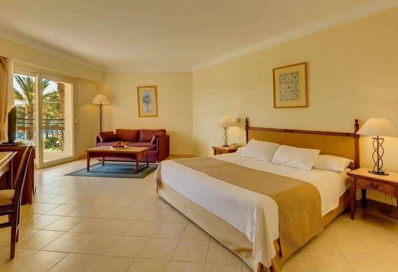 اتاق استاندارد با چشم‌انداز استخر, Aurora Oriental Resort Sharm El Sheikh